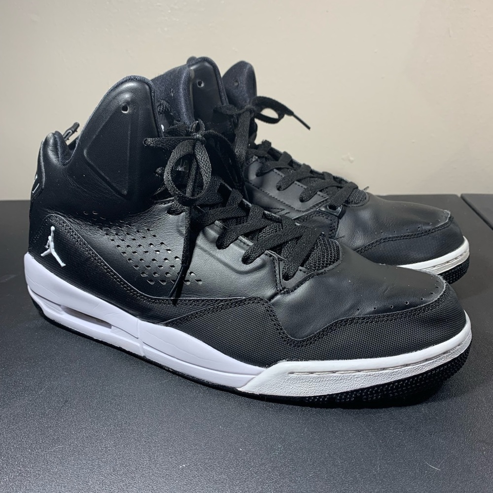 Air Jordan SC-3 Black White
